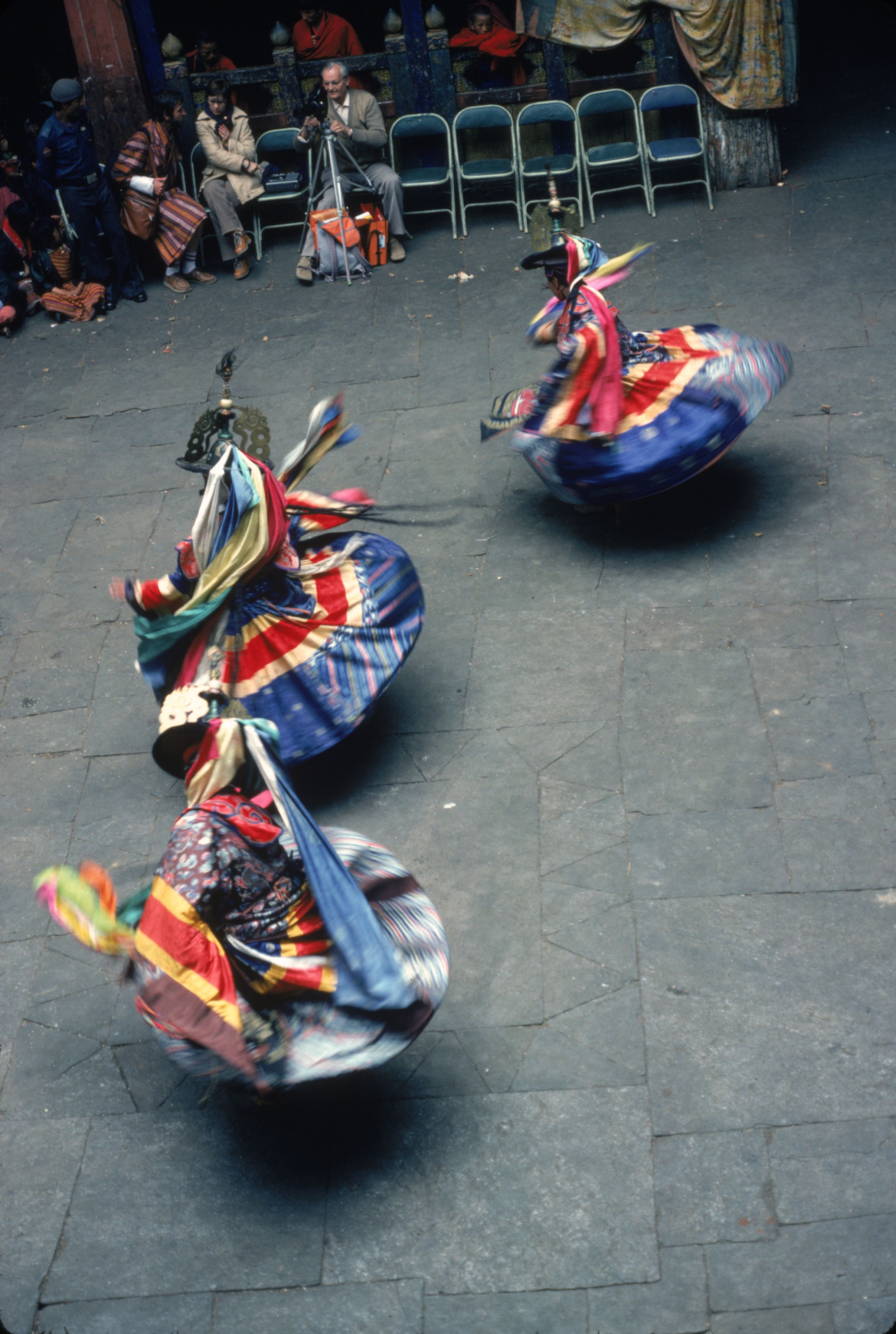 Black hats (zhva nag) dancers, (monks), Paro Tshechu (tshes bcu), 1st day, in the dzong.