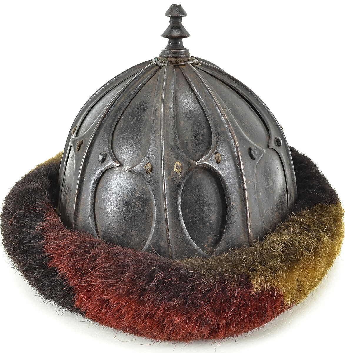 Sixteen-Plate Helmet