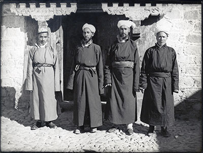 Ladakhi Moslems in L