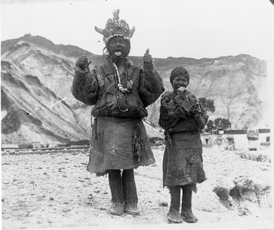 Beggars, Nyang Valle